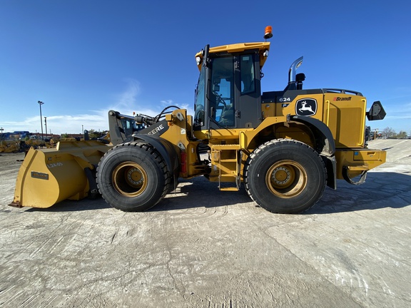 2024 John Deere 624 P