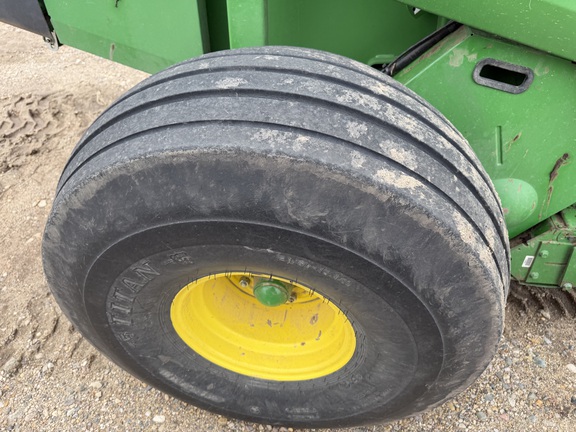 2019 John Deere 560M - Photo13