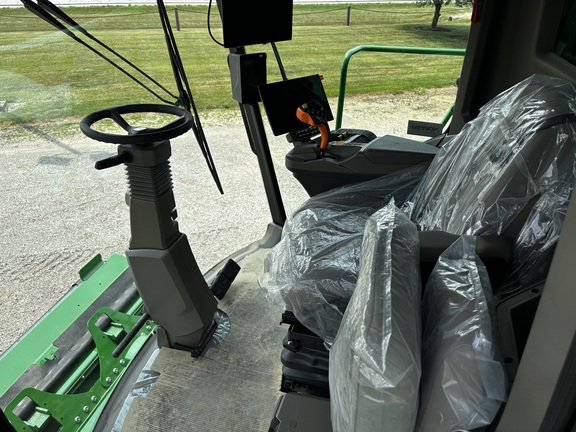 New In-Stock 2026 John Deere S7 700 Combines at Koenig Equipment in Anna, OH - Photo12
