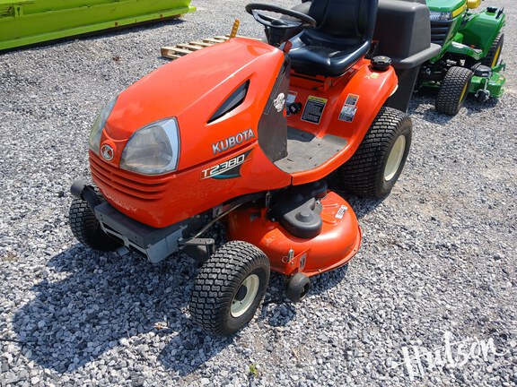 Photo of 2009 Kubota T2380
