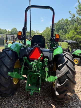 2026 John Deere 5075E-4