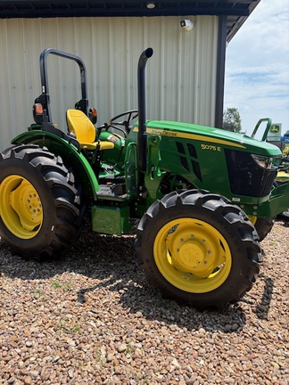 2026 John Deere 5075E