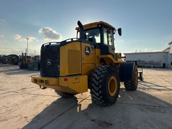 2023 John Deere 644P