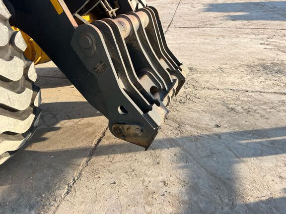 2023 John Deere 644P
