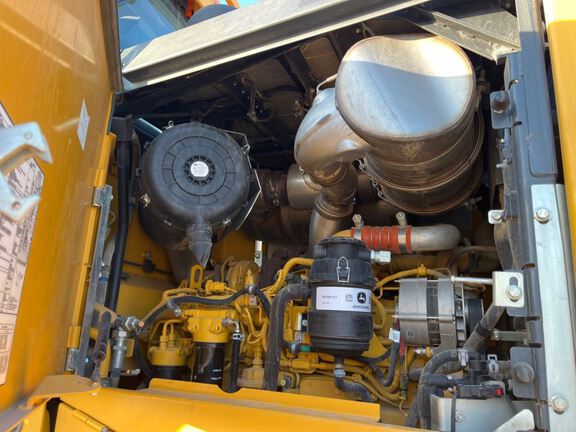 2023 John Deere 644P