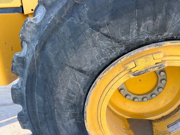 2023 John Deere 644P