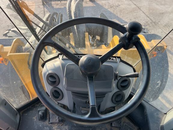 2023 John Deere 644P