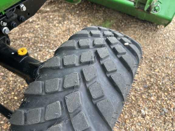 2023 John Deere 2038R (5th thumbnail)
