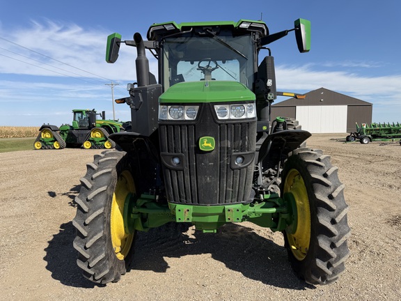 2025 John Deere 7R 230 - Photo8