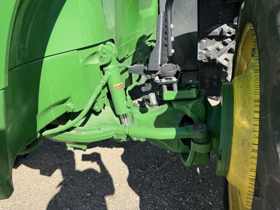 2025 John Deere 7R 230 - Photo11