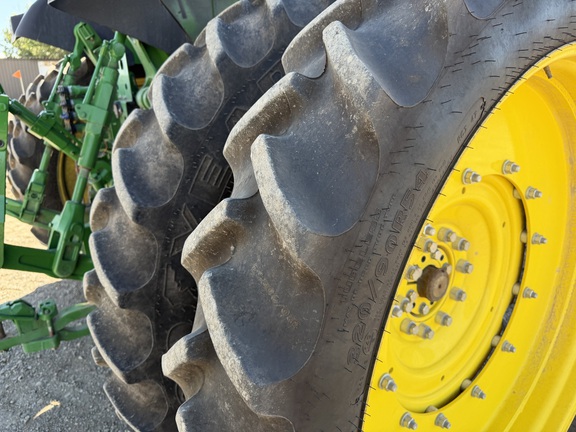 2025 John Deere 7R 230 - Photo15