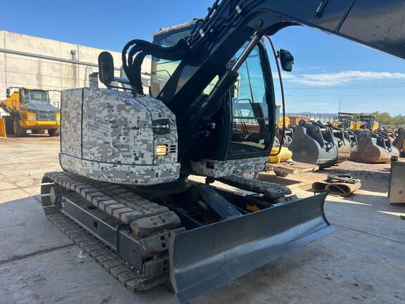2023 John Deere 75G