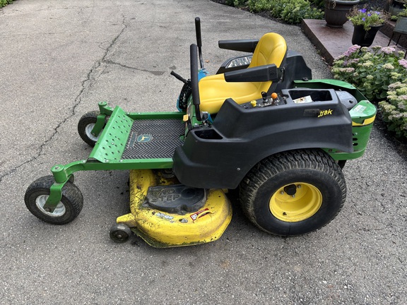 Used 2012 John Deere Z425 Zero Turn Mowers at Koenig Equipment in Urbana, OH - Photo2