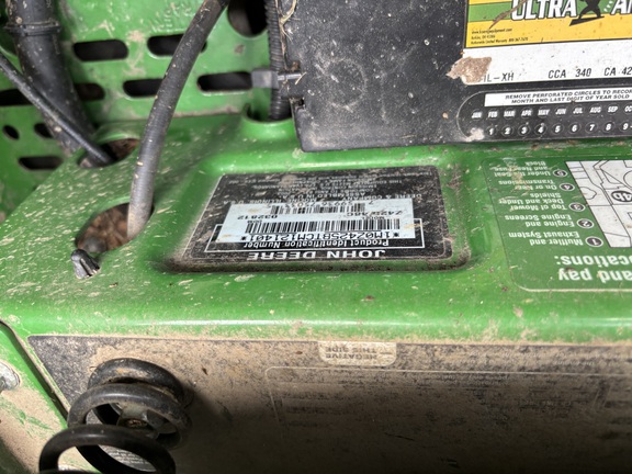 Used 2012 John Deere Z425 Zero Turn Mowers at Koenig Equipment in Urbana, OH - Photo9