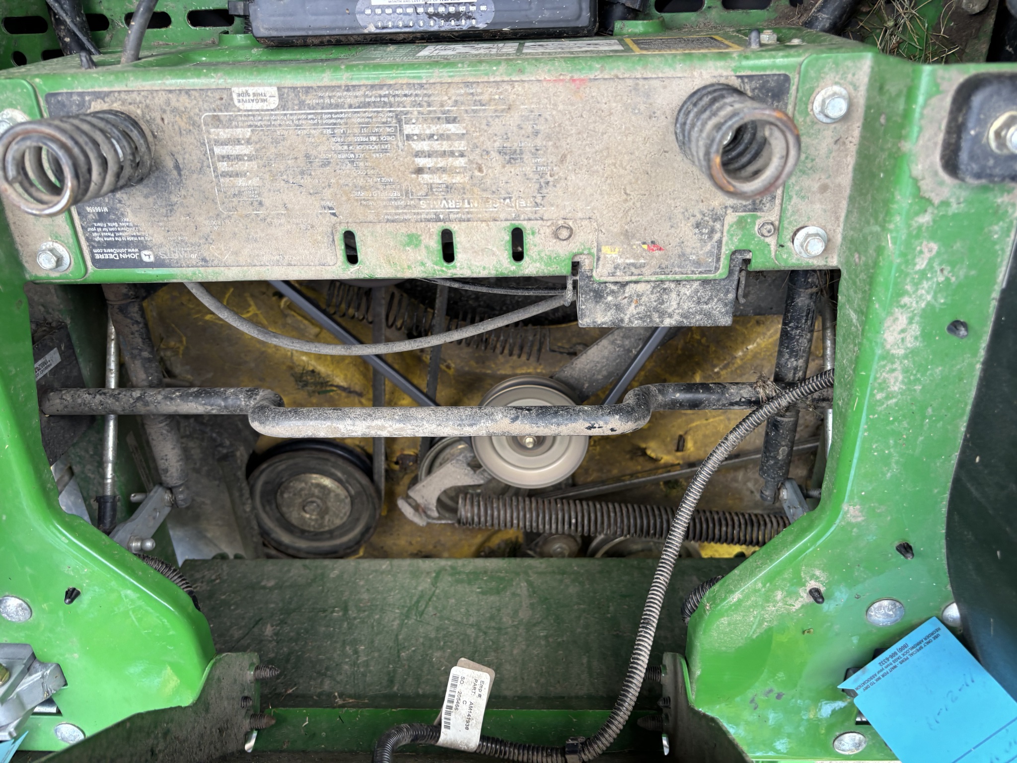 Used 2012 John Deere Z425 Zero Turn Mowers at Koenig Equipment in Urbana, OH - PhotoXL7