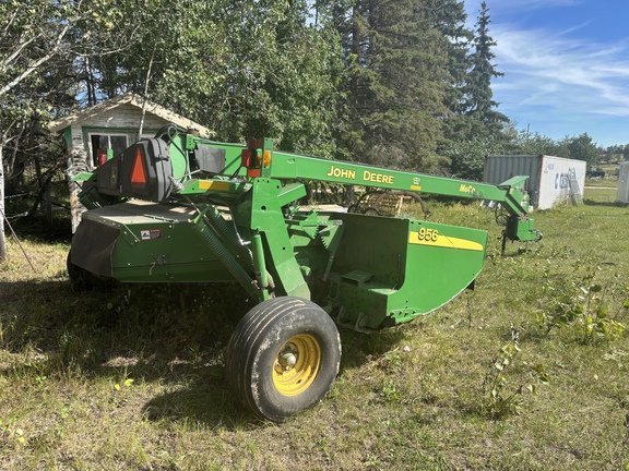 Used 2017 John Deere 956 Mower Conditioners at Horizon Ag & Turf in Lloydminster, AB - Photo4