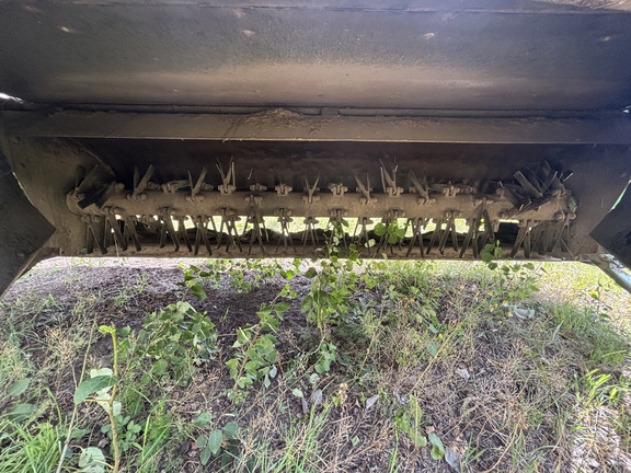 Used 2017 John Deere 956 Mower Conditioners at Horizon Ag & Turf in Lloydminster, AB - Photo15