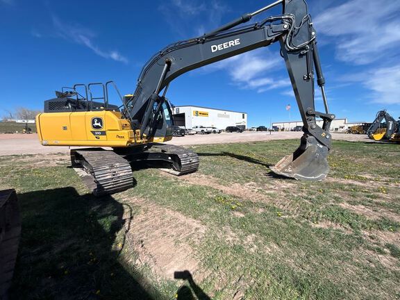 2023 John Deere 210P