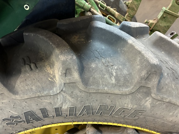2024 John Deere 5105M (5th thumbnail)