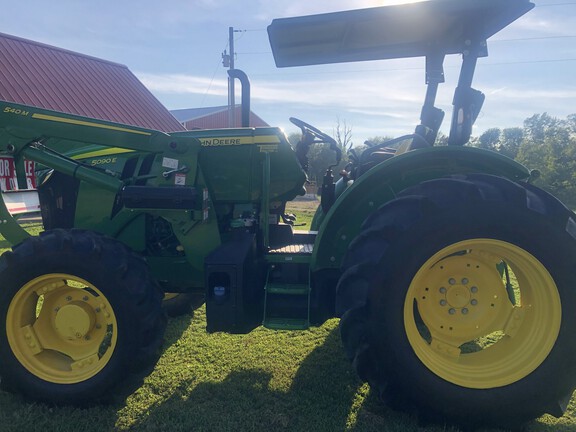 2022 John Deere 5090E