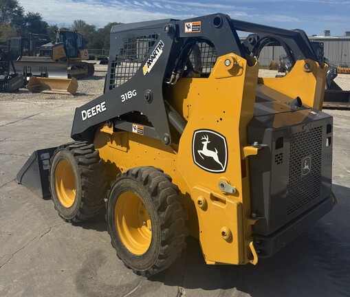 2024 John Deere 318G