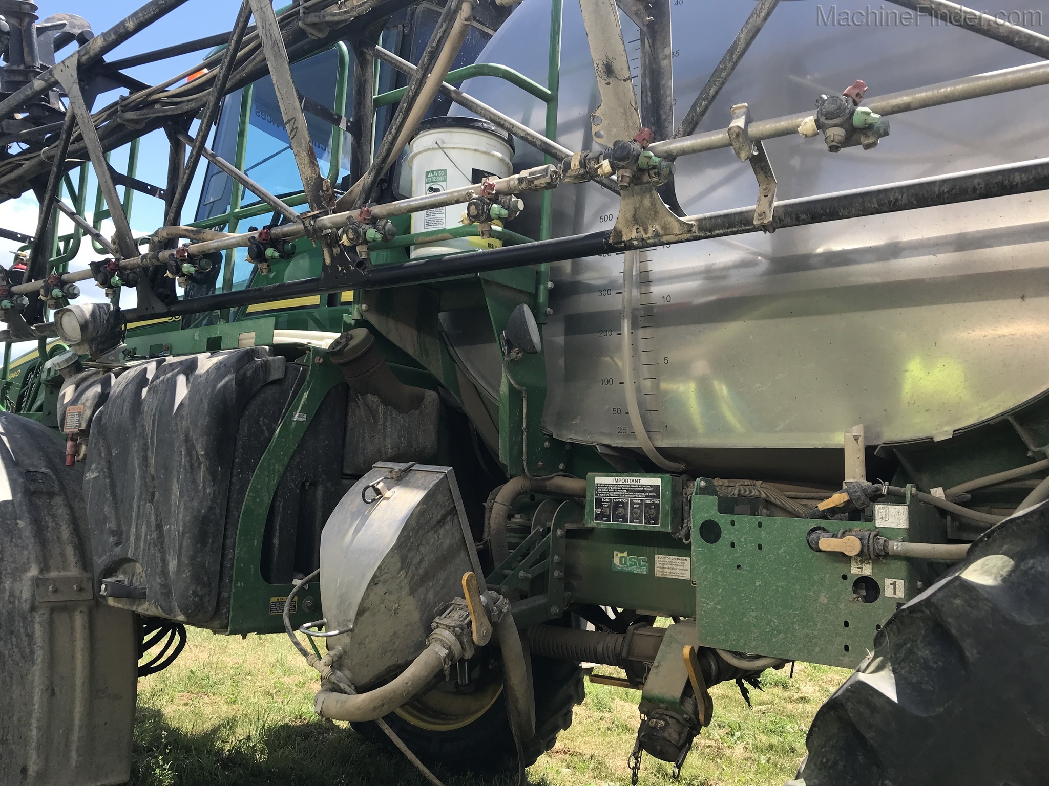 2013 John Deere 4940 Image 10