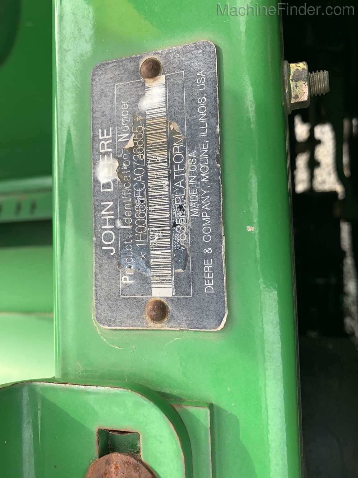 2010 John Deere 635F Image 12
