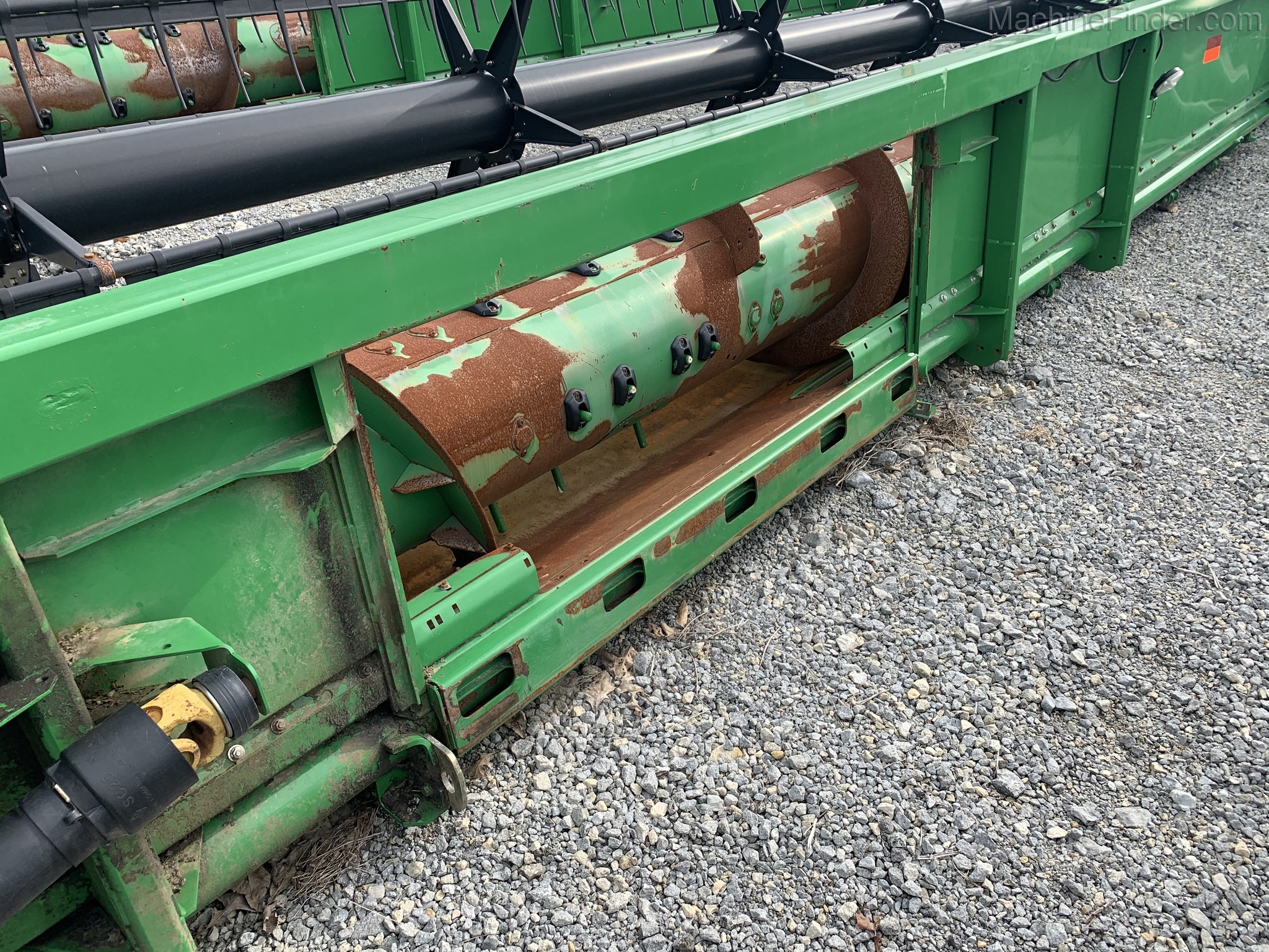 2010 John Deere 635F Image 10