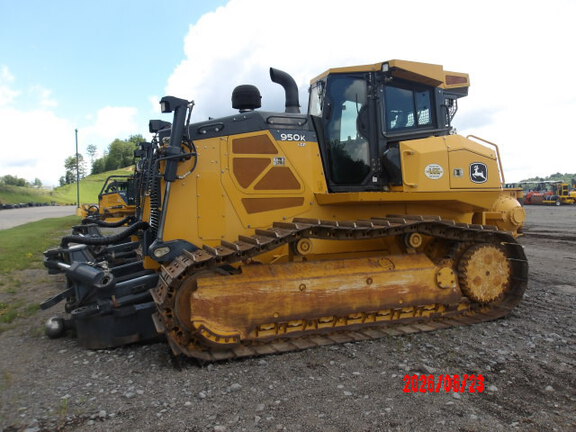 Photo of a 2019 John Deere 950K