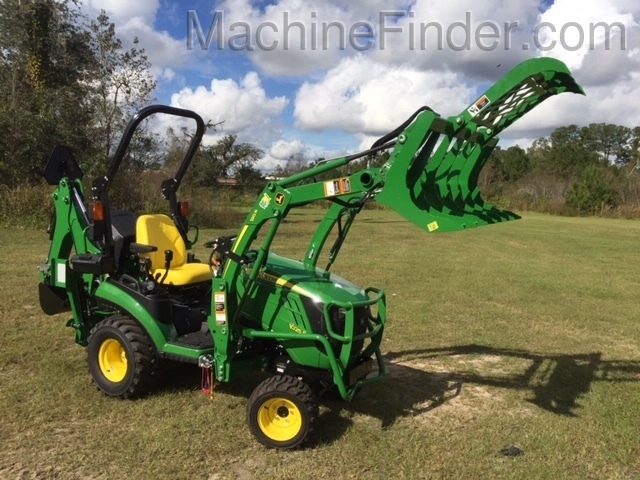 2020 John Deere 1025R Tractor-Loader-Backhoe-Grapple Image 4