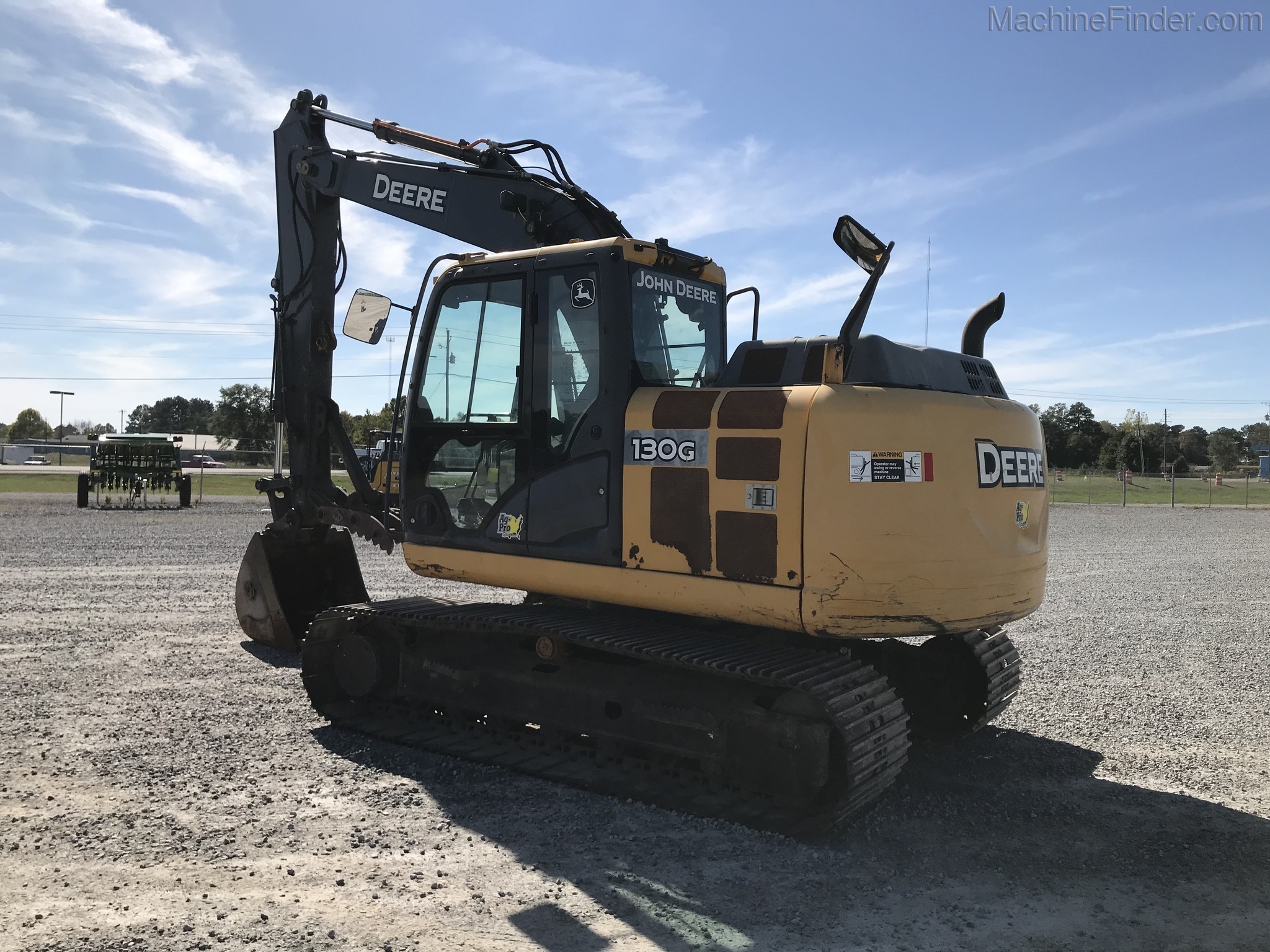 2013 John Deere 130G Image 2