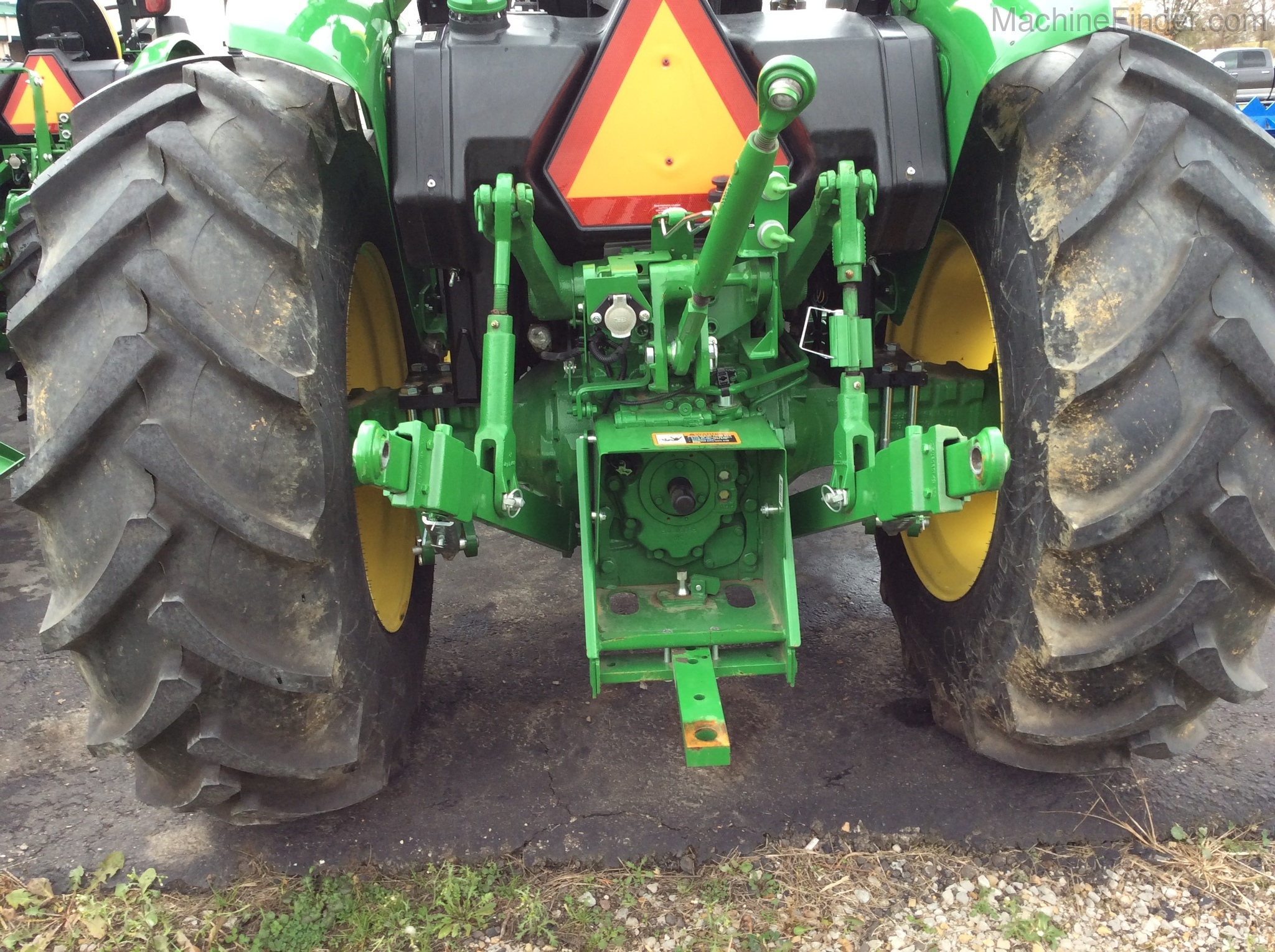 2018 John Deere 5055E Image 6