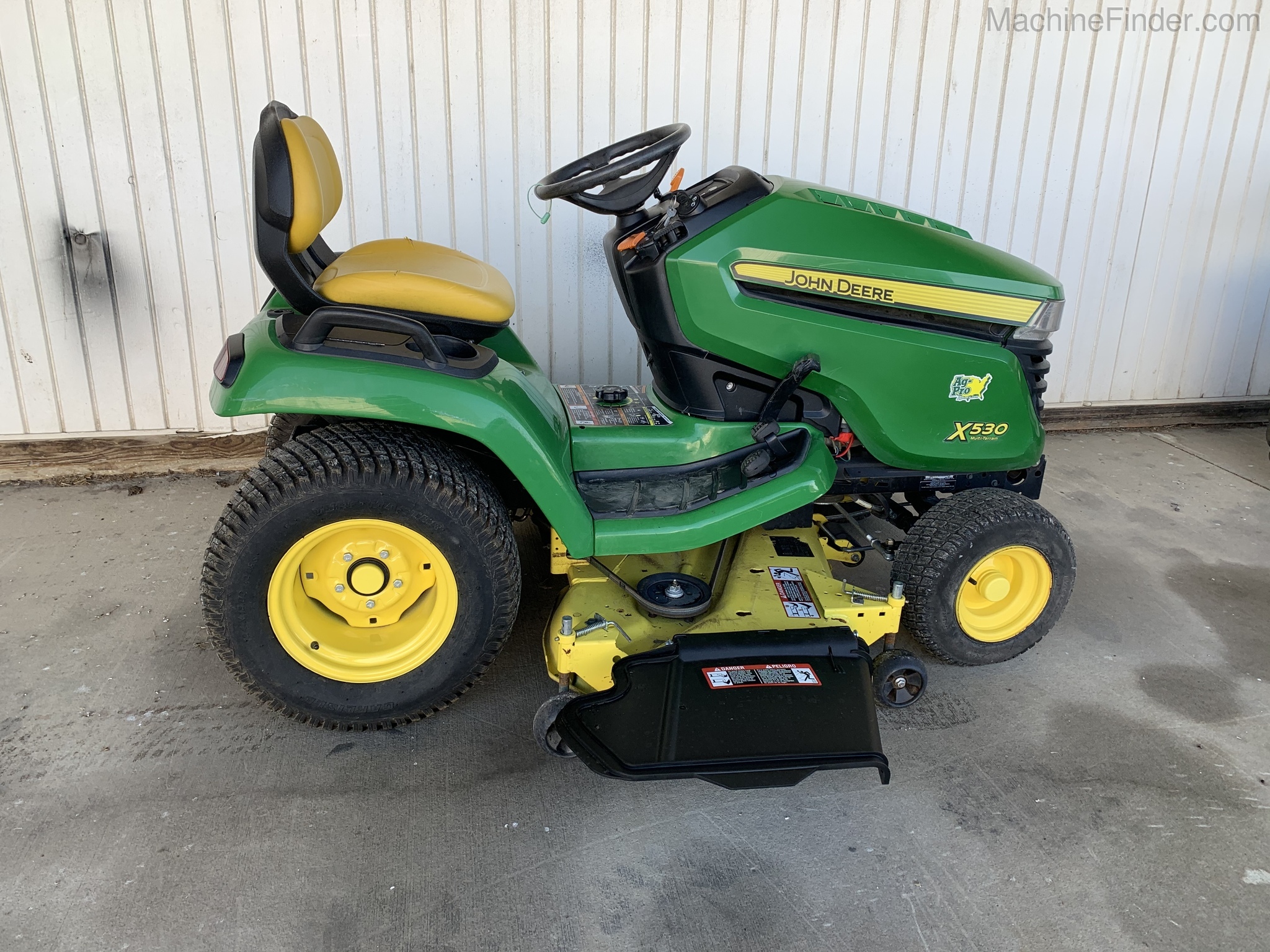 2015 John Deere X530 Image 2