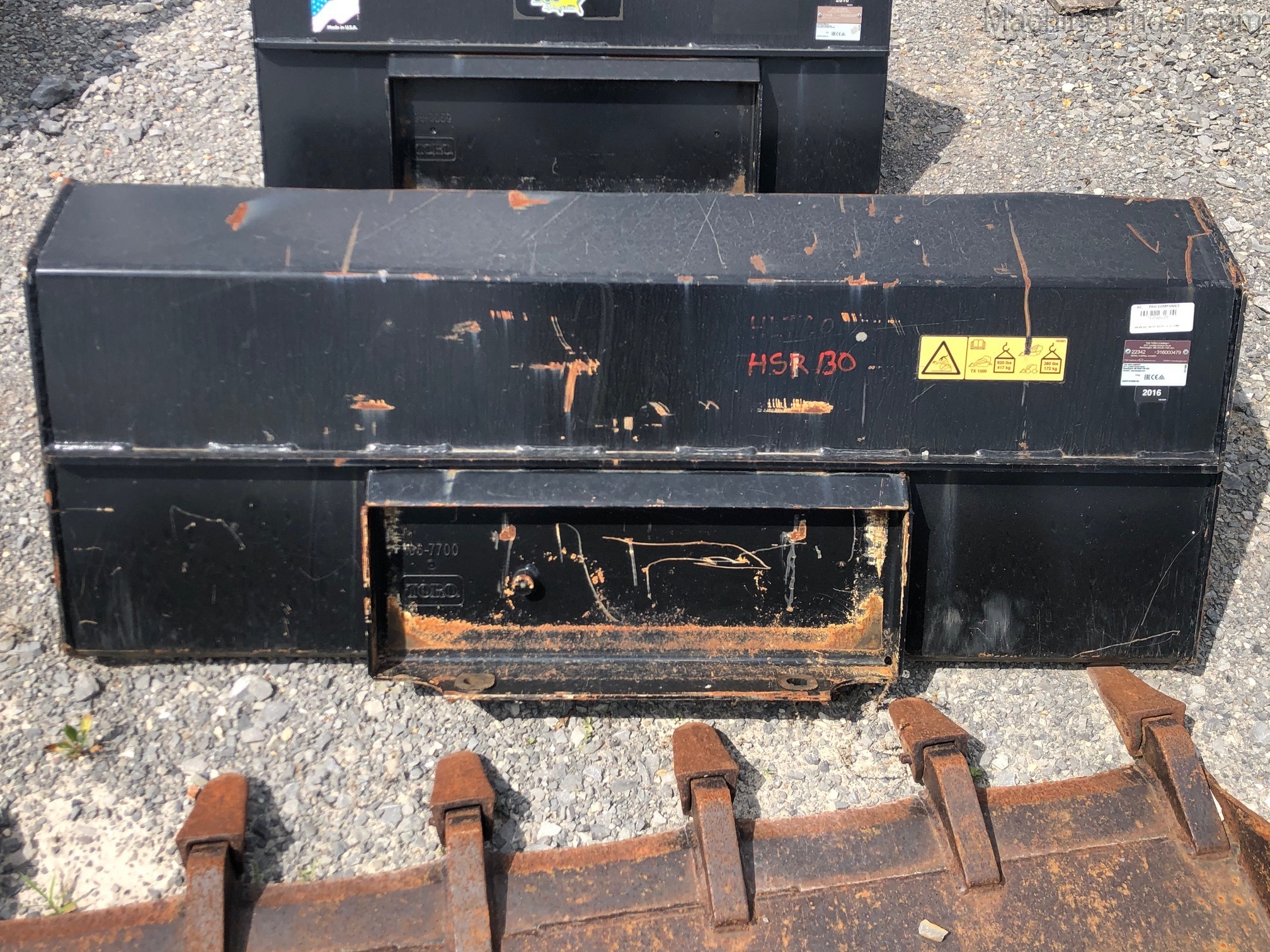 2016 Toro DINGO BUCKET Image 2