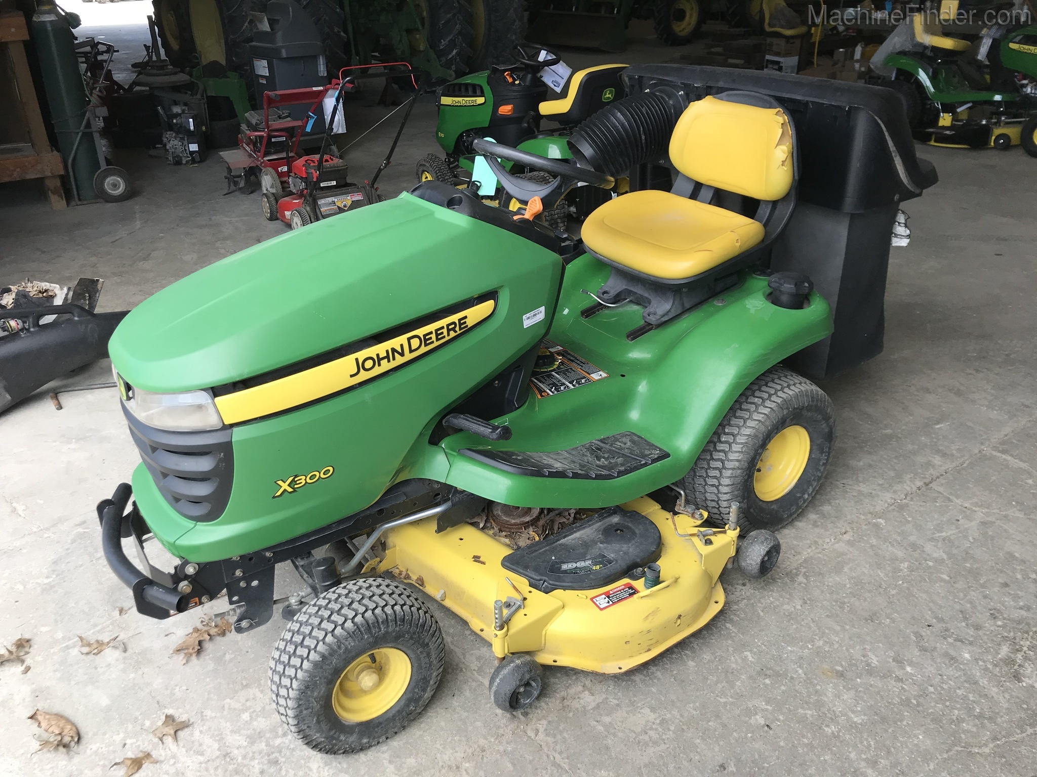 2011 John Deere X300 Image 1