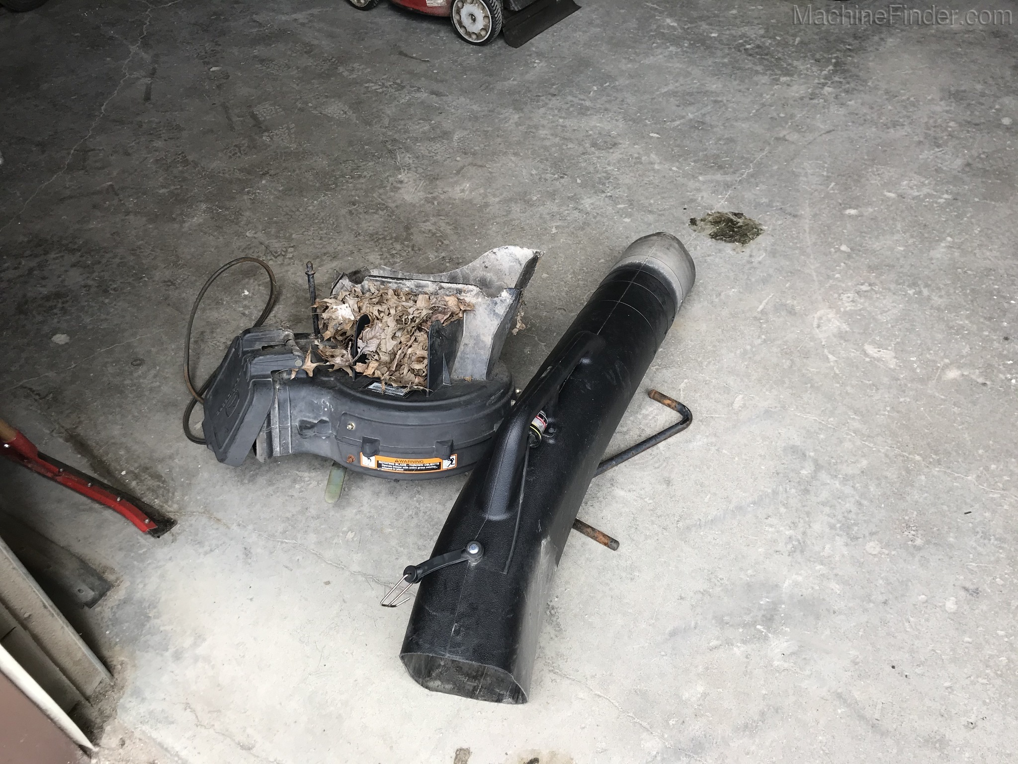 2011 John Deere X300 Image 4