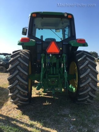 2018 John Deere 6120M Image 4