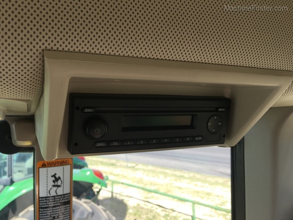 2018 John Deere 6120M Image 8