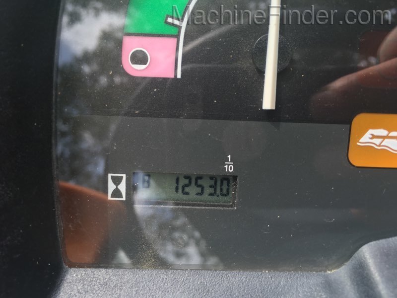 2003 John Deere X485 Image 9