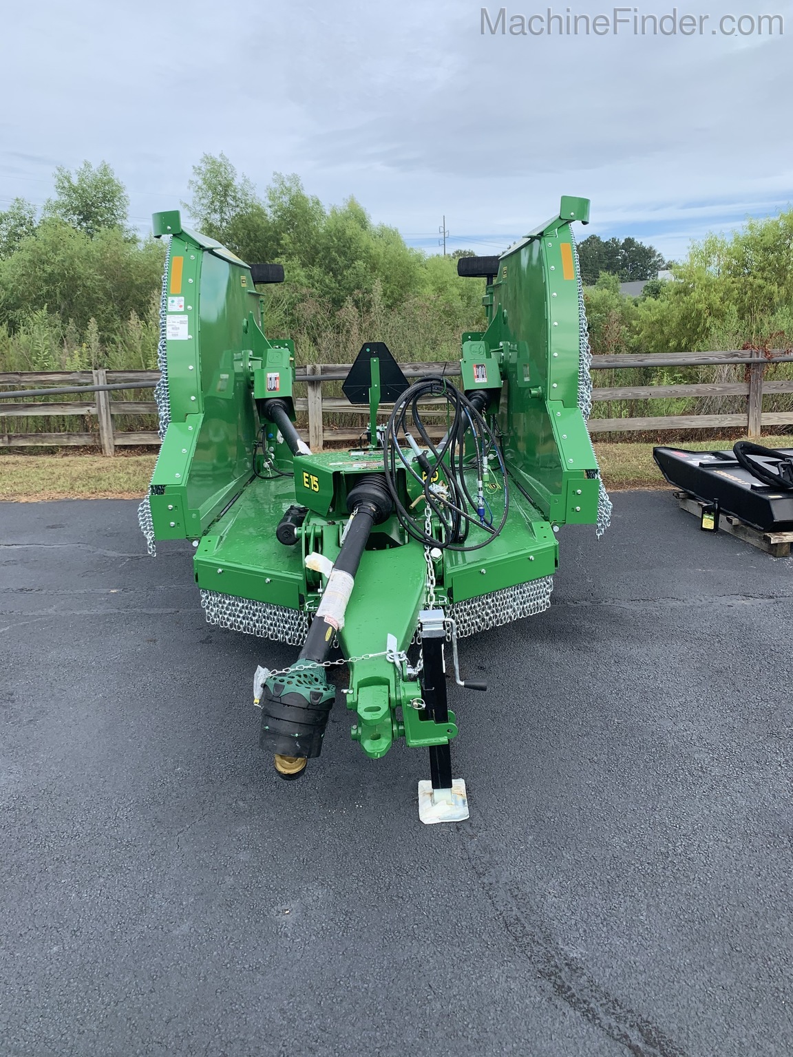 2020 John Deere E15 Image 2