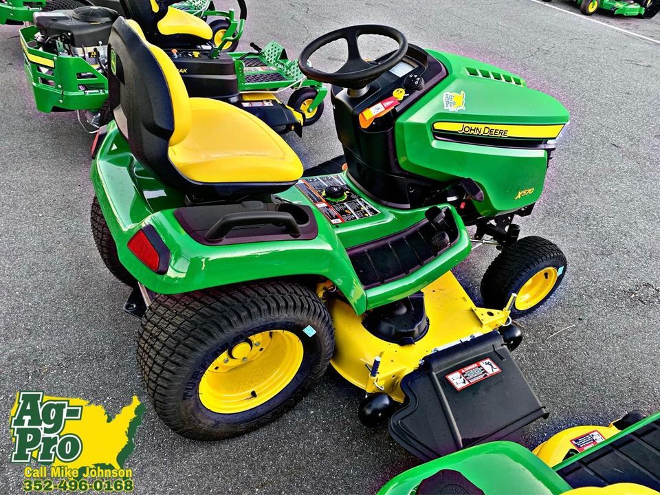 2023 John Deere X570 Image 3