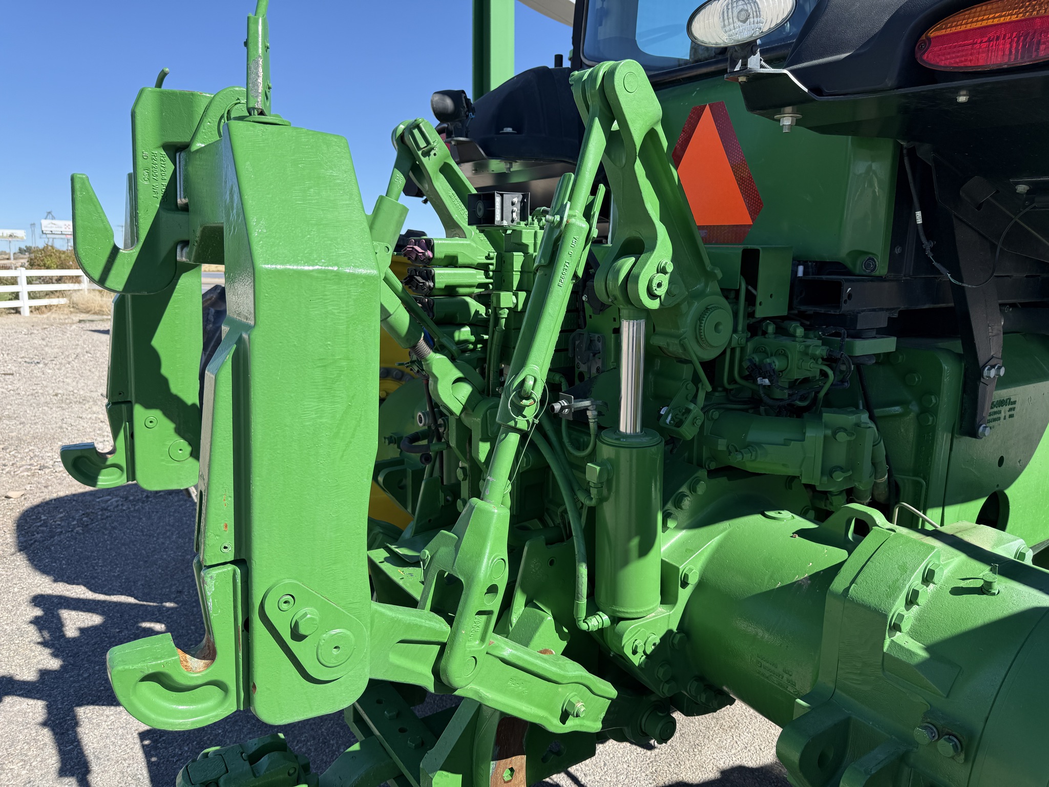 2015 John Deere 8370RT Image 42