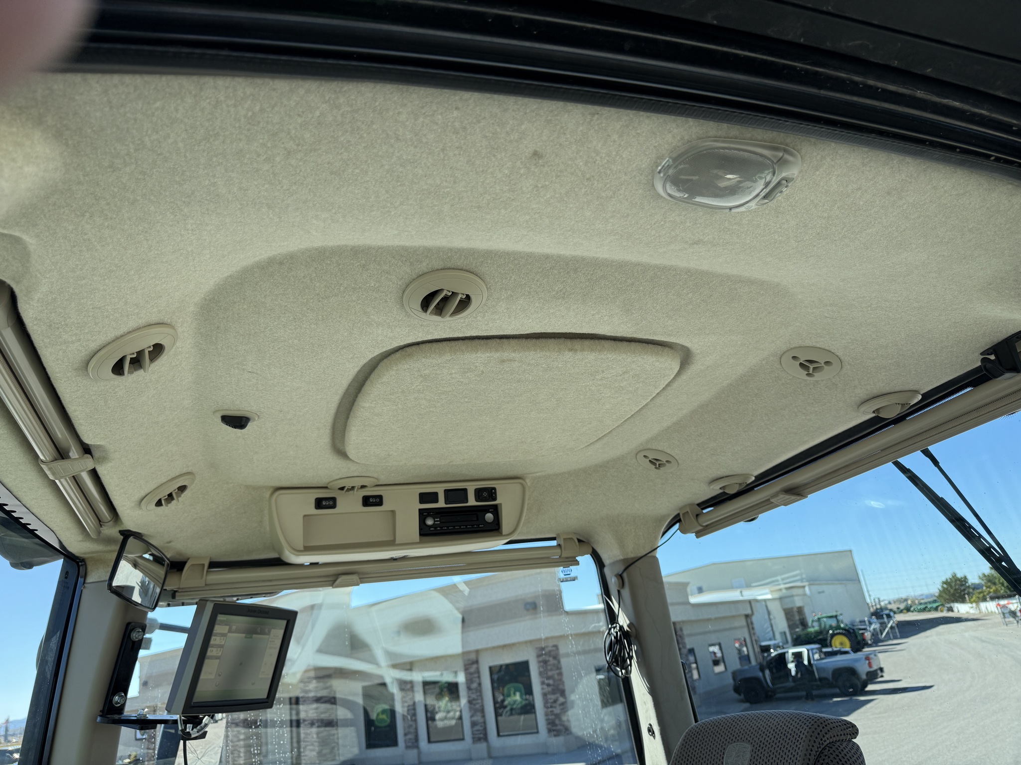 2015 John Deere 8370RT Image 10