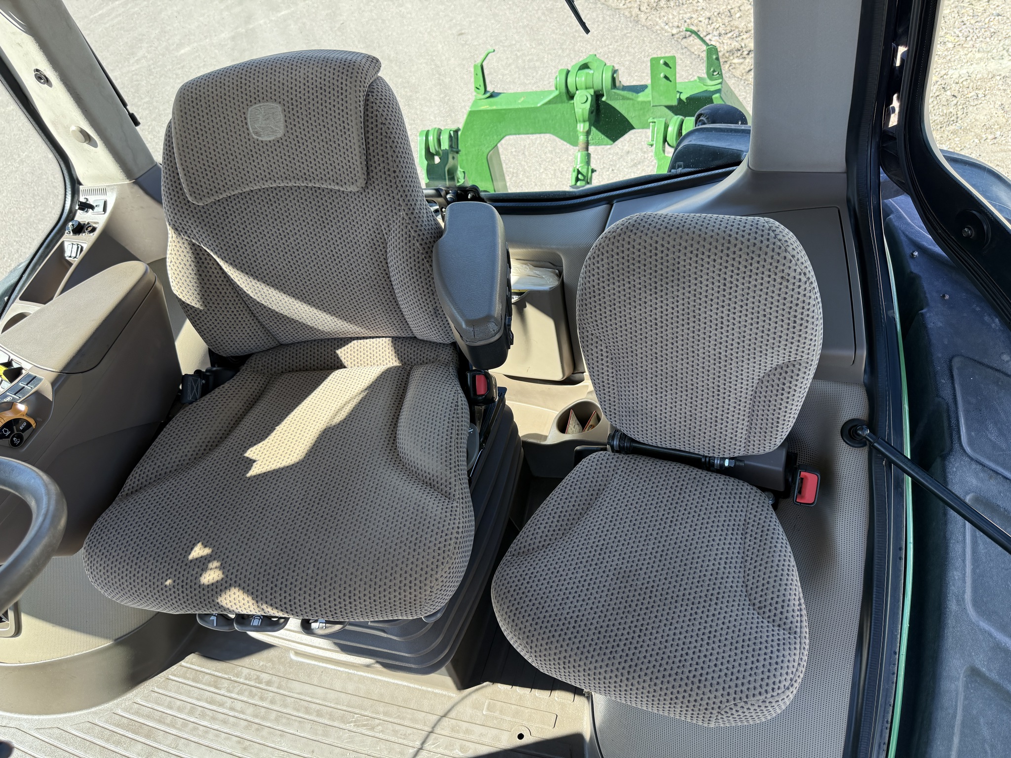 2015 John Deere 8370RT Image 14