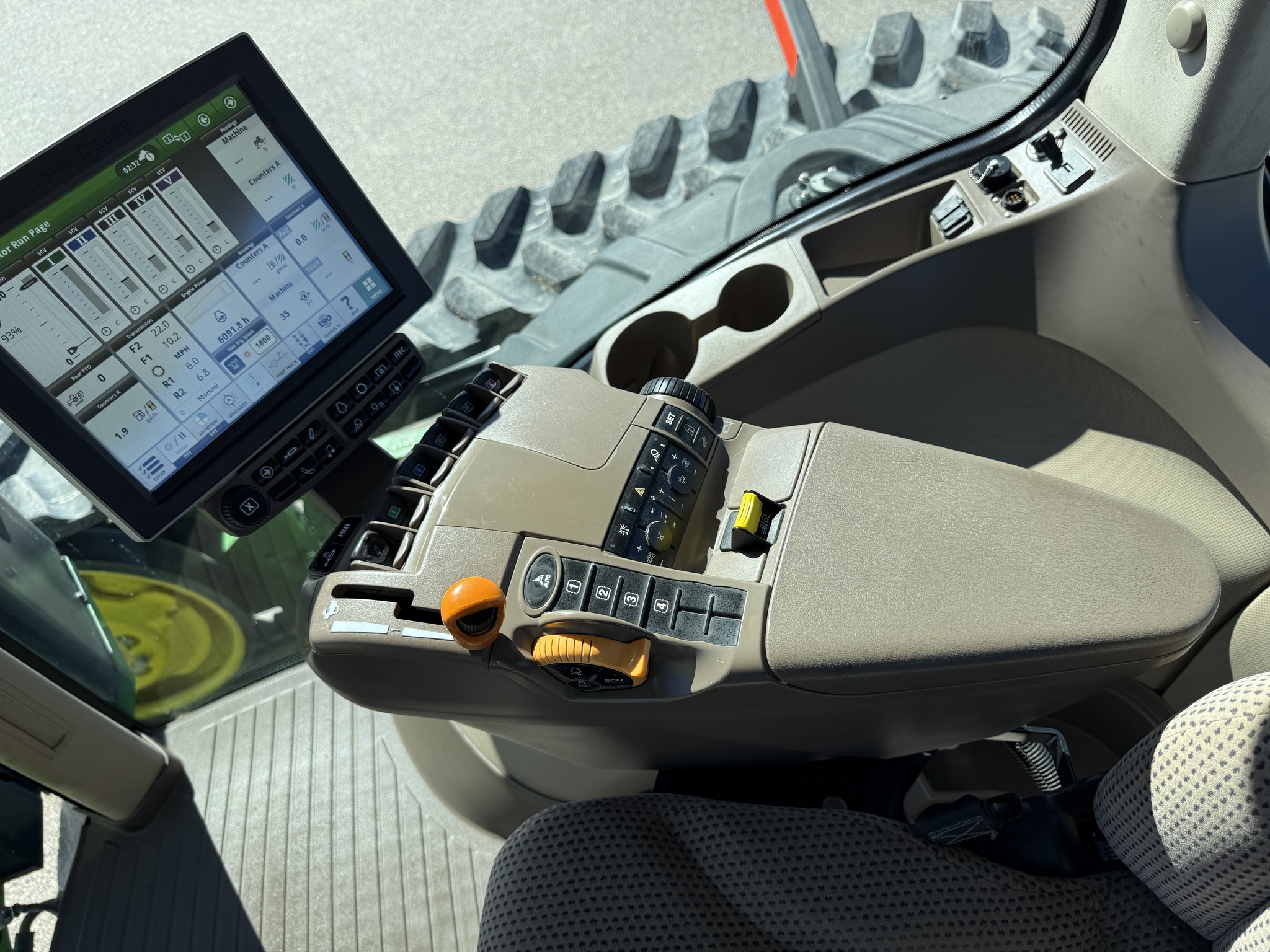 2015 John Deere 8370RT Image 15