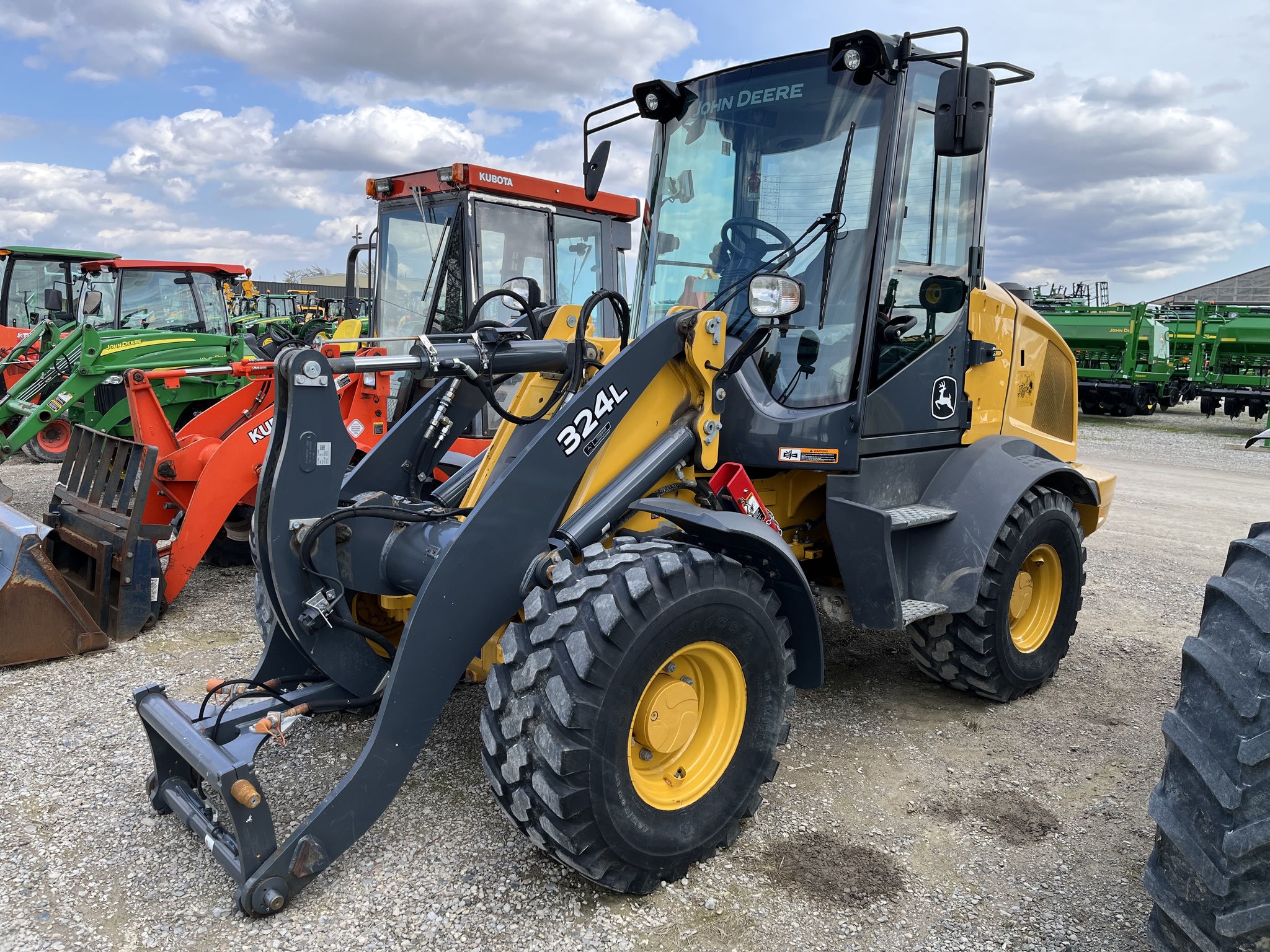 2020 John Deere 324L Compact Loaders