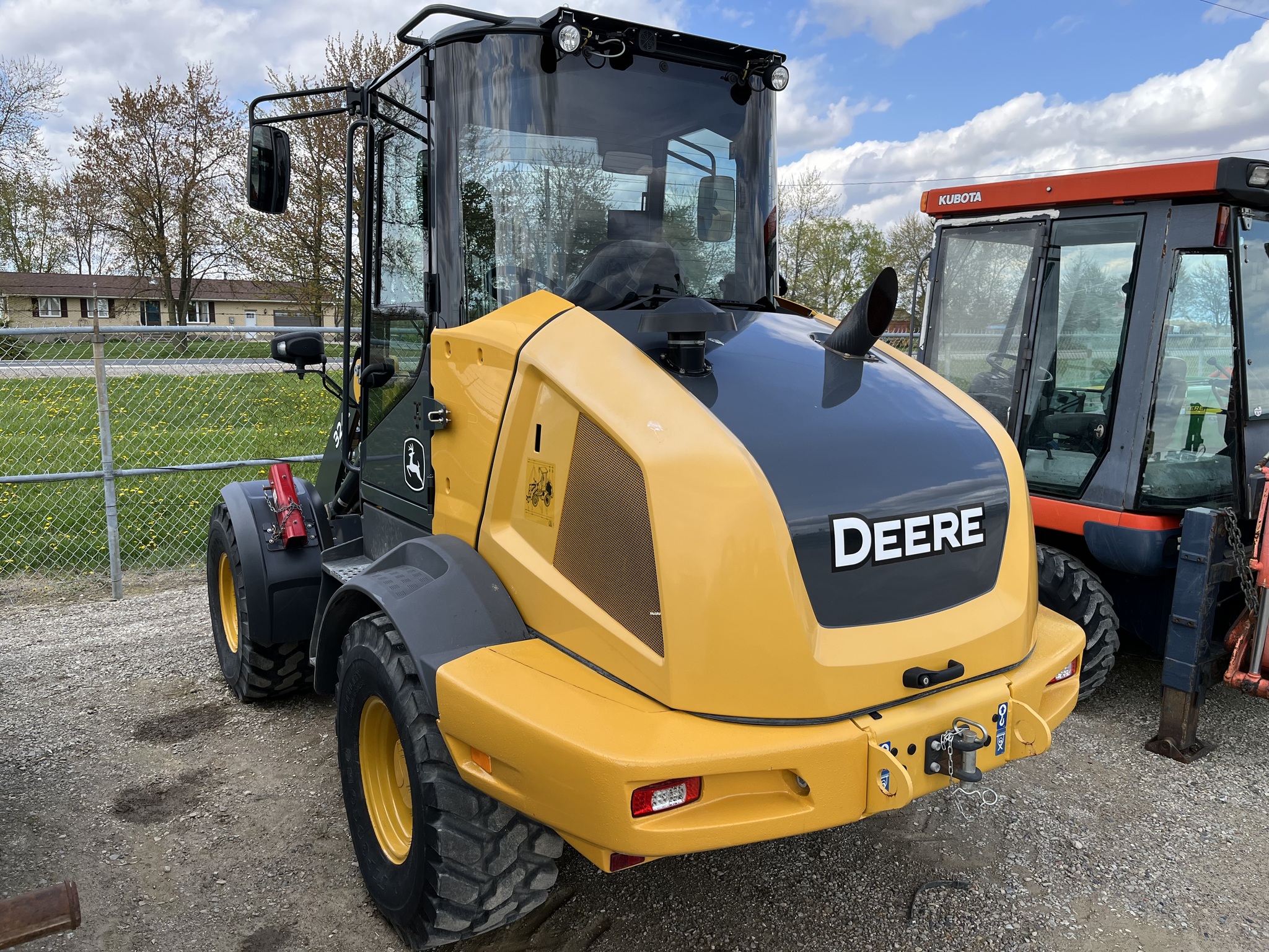 2020 John Deere 324L Compact Loaders