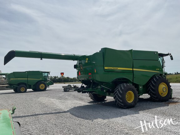 Photo of 2023 John Deere S780
