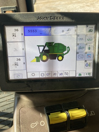 2020 John Deere CP690 Photo 3