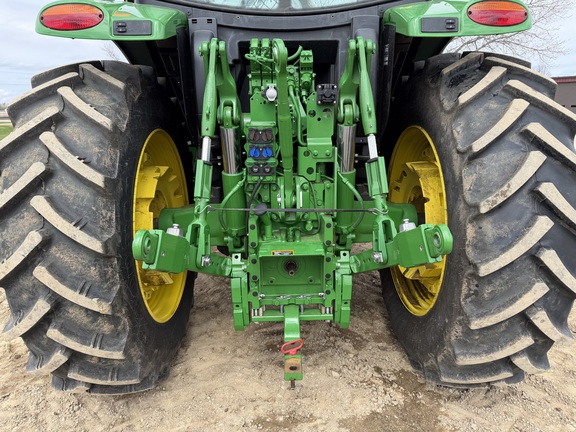2024 John Deere 6R 155 - Photo23
